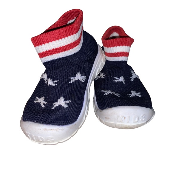 Patriotic Slipon Shoes 7.5 - Picture 5 of 6